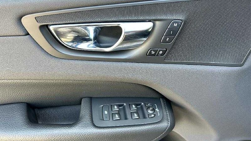 Volvo XC60 2.0 T6 RECHARGE INSCRIPTION AUTO 4WD 340 5P