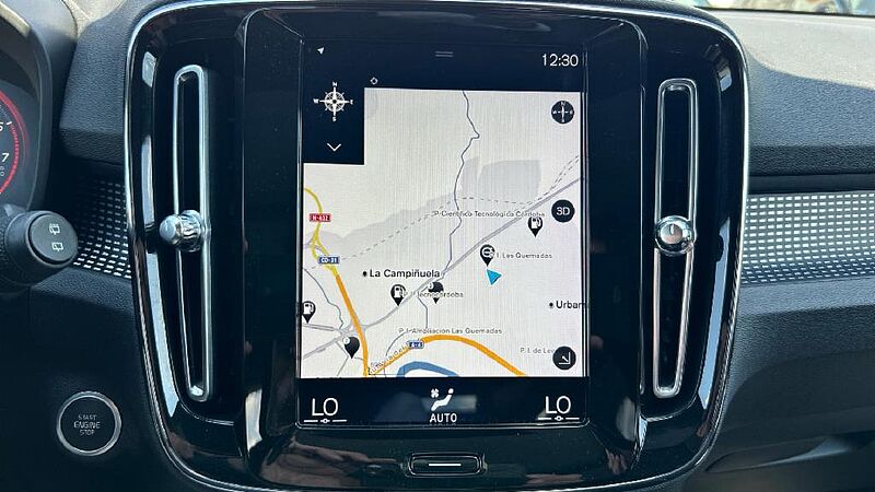 Volvo XC40 2.0 B4 G R-DESIGN AUTO 197 5P