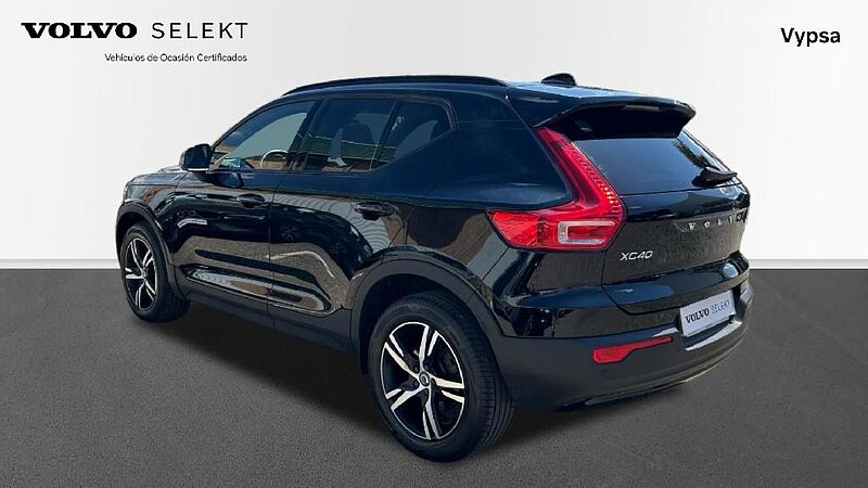 Volvo XC40 2.0 B4 G R-DESIGN AUTO 197 5P