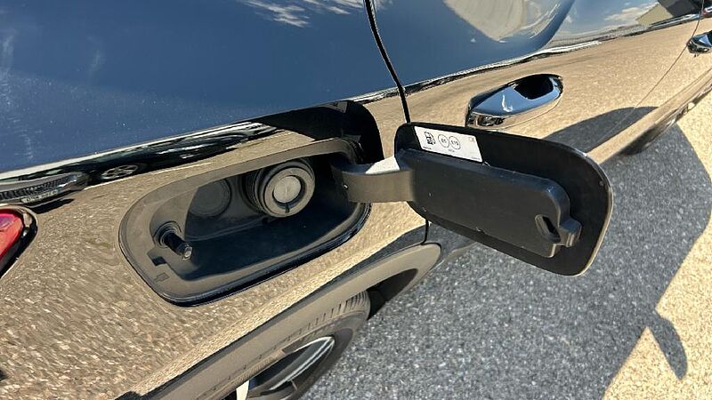 Volvo XC40 2.0 B4 G R-DESIGN AUTO 197 5P