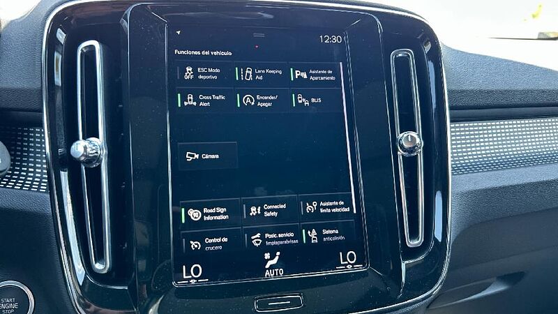 Volvo XC40 2.0 B4 G R-DESIGN AUTO 197 5P