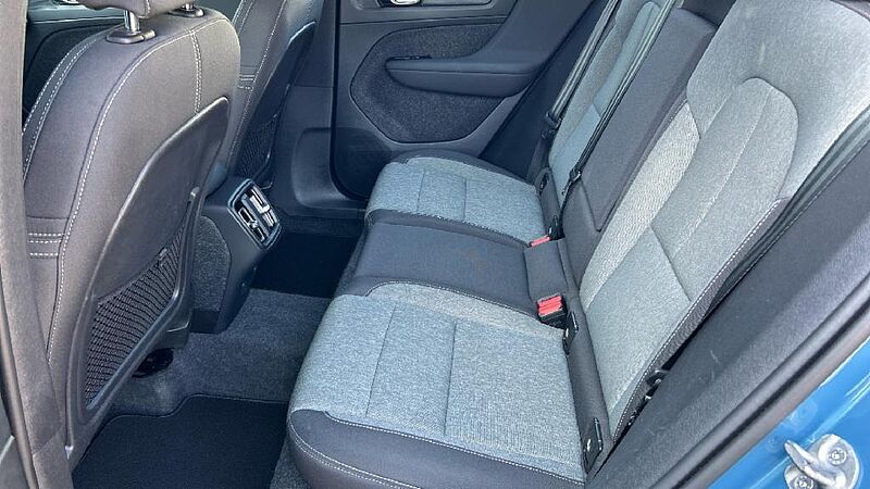 Volvo XC40 2.0 B3 CORE AUTO 163 5P