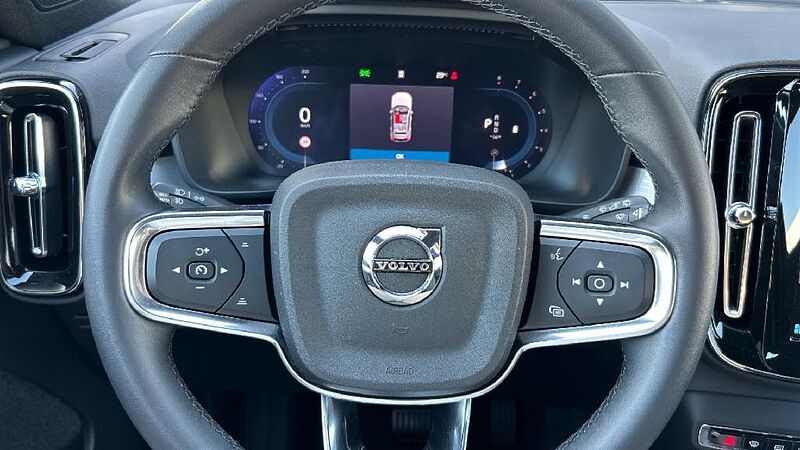 Volvo XC40 2.0 B3 CORE AUTO 163 5P