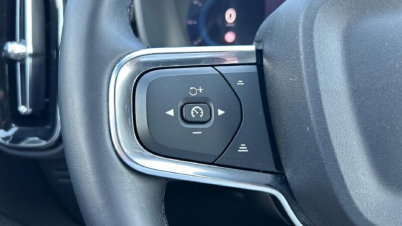 Volvo XC40 2.0 B3 CORE AUTO 163 5P