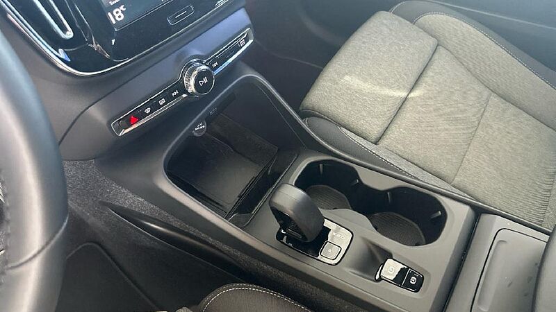Volvo XC40 1.5 T2 CORE AUTO 129 5P