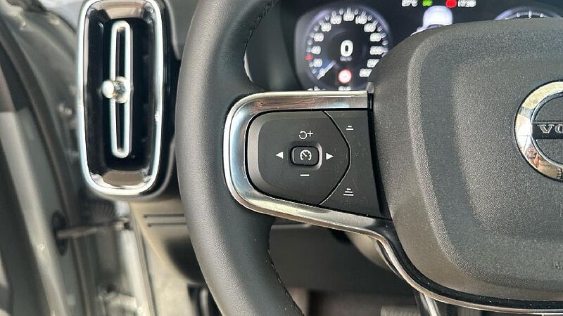 Volvo XC40 1.5 T2 CORE AUTO 129 5P