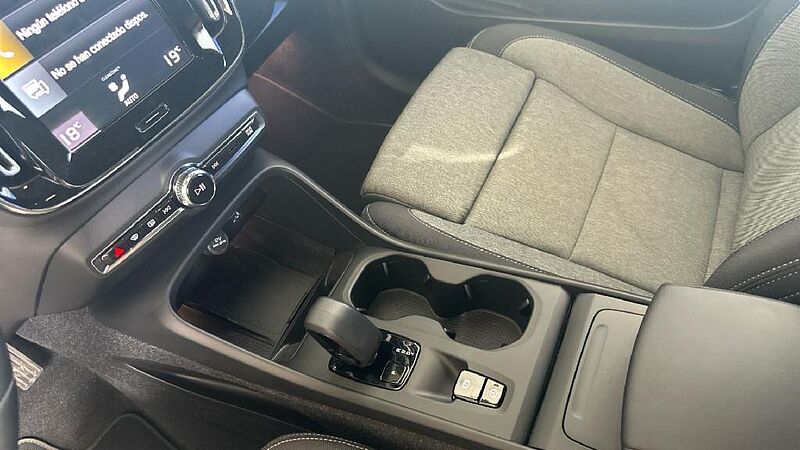 Volvo XC40 1.5 T2 CORE AUTO 129 5P