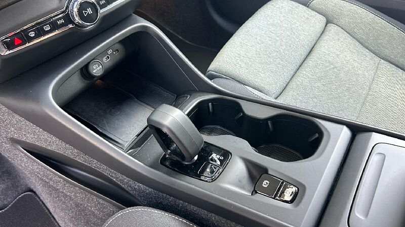 Volvo XC40 2.0 B3 CORE AUTO 163 5P