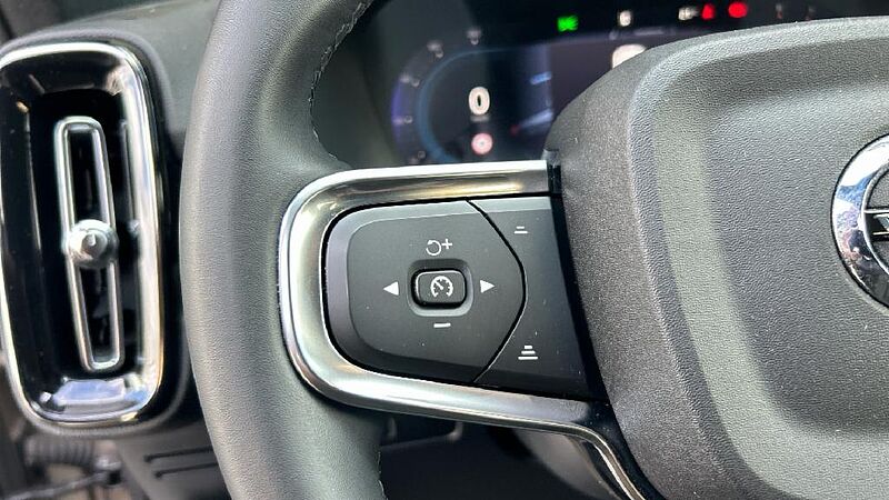 Volvo XC40 2.0 B3 CORE AUTO 163 5P