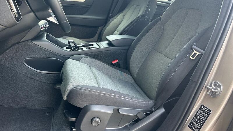 Volvo XC40 2.0 B3 CORE AUTO 163 5P