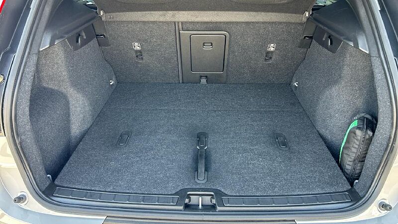 Volvo XC40 BEV 70KWH RECHARGE ULTIMATE 231 5P