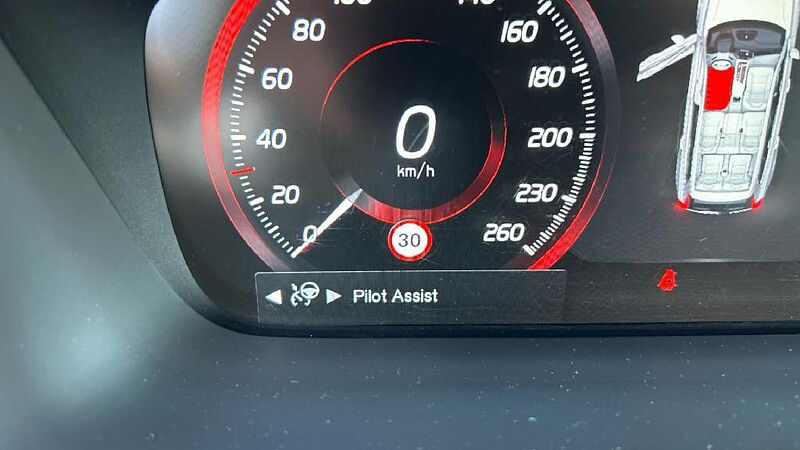 Volvo XC90 2.0 B5 D BUSINESS PLUS 4WD AUTO 235 5P 7 Plazas