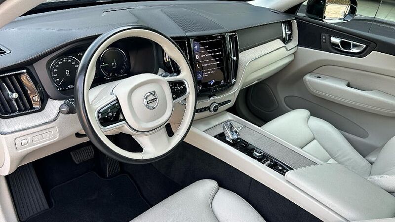 Volvo XC60 2.0 T6 RECHARGE INSCRIPTION AUTO 4WD 340 5P