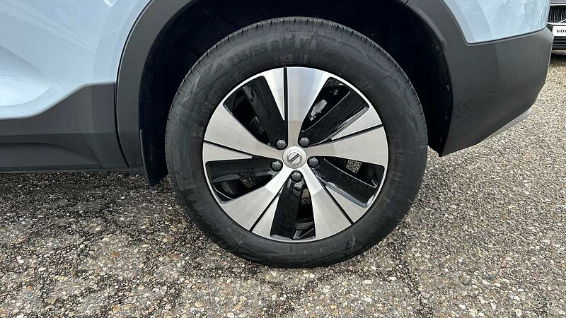 Volvo XC40 Recharge Core, T4 plug-in hybrid, El?ctrico/Gasolina, Bright