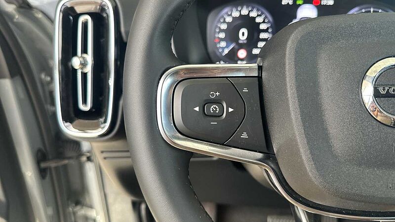Volvo XC40 1.5 T2 CORE AUTO 129 5P