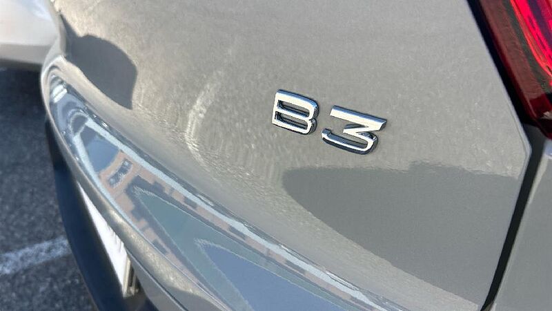 Volvo XC40 2.0 B3 PLUS DARK AUTO 163 5P