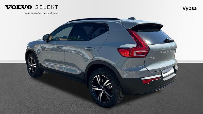 Volvo XC40 2.0 B3 PLUS DARK AUTO 163 5P