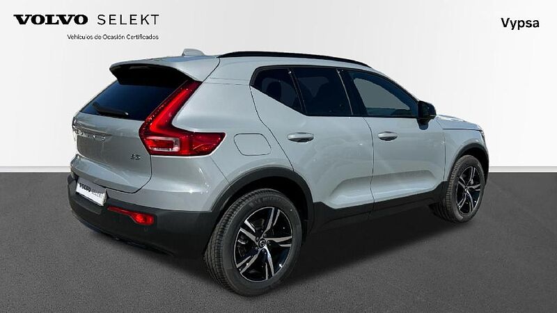 Volvo XC40 2.0 B3 PLUS DARK AUTO 163 5P