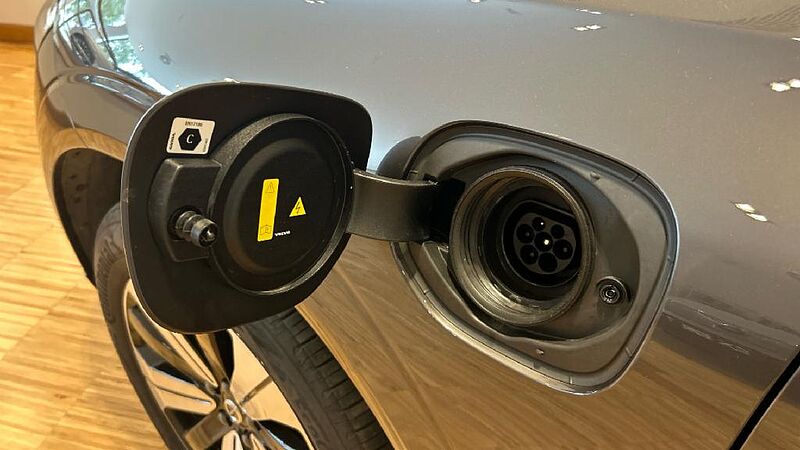 Volvo XC60 2.0 T6 RECHARGE PLUS DARK AUTO 4WD 350 5P