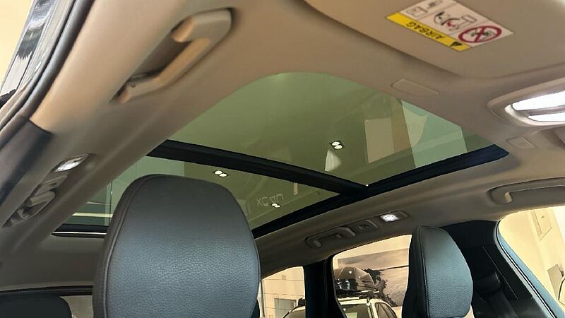 Volvo XC60 2.0 T6 RECHARGE PLUS DARK AUTO 4WD 350 5P
