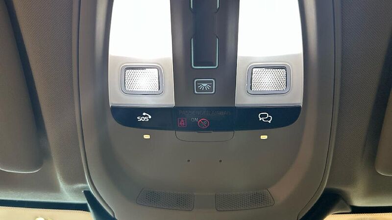 Volvo XC60 2.0 T6 RECHARGE PLUS DARK AUTO 4WD 350 5P