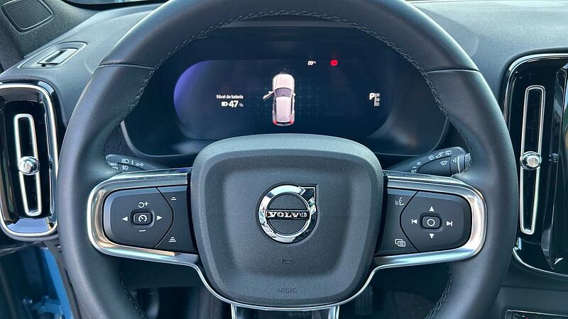 Volvo XC40 BEV 78KWH RECHARGE TWIN PLUS AWD 408 5P