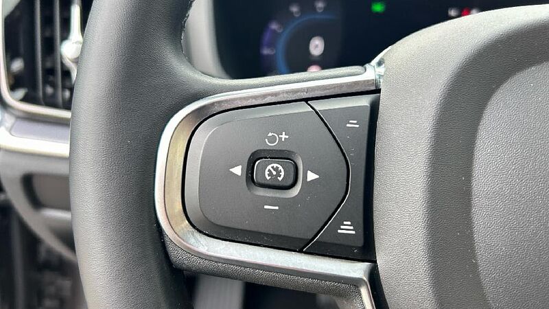 Volvo V60 2.0 B4 D ESSENTIAL AUTO 197 5P