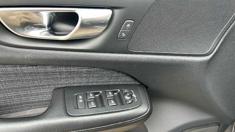 Volvo V60 2.0 B4 D ESSENTIAL AUTO 197 5P