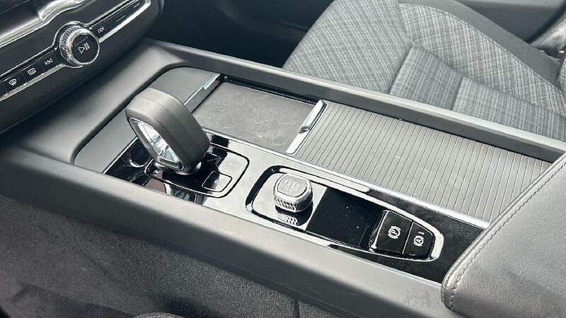 Volvo XC60 2.0 B4 D CORE AUTO 197 5P