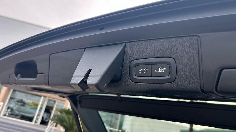 Volvo XC60 2.0 B4 D CORE AUTO 197 5P