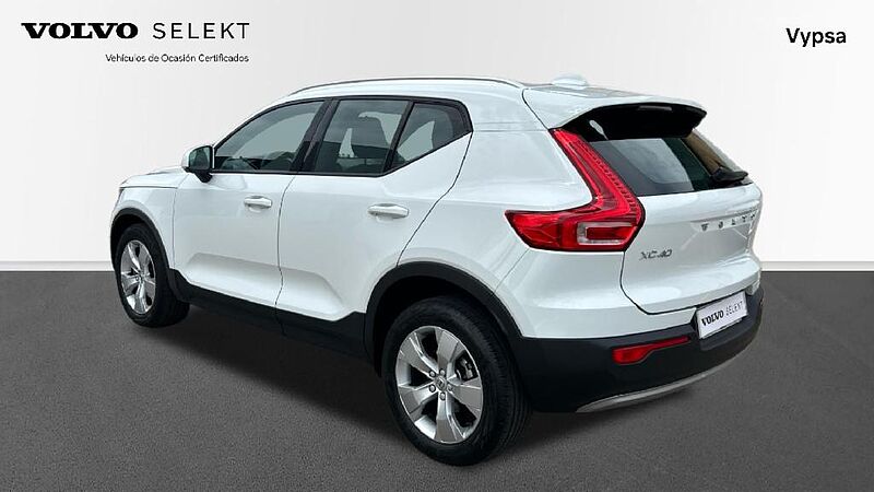Volvo XC40 XC40 Momentum Pro, T2 (gasolina - aut)