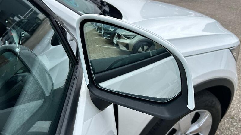 Volvo XC40 XC40 Momentum Pro, T2 (gasolina - aut)