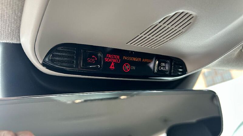 Volvo XC40 XC40 Momentum Pro, T2 (gasolina - aut)
