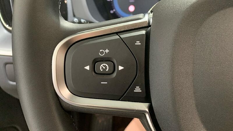 Volvo XC60 2.0 B4 D CORE AUTO 197 5P