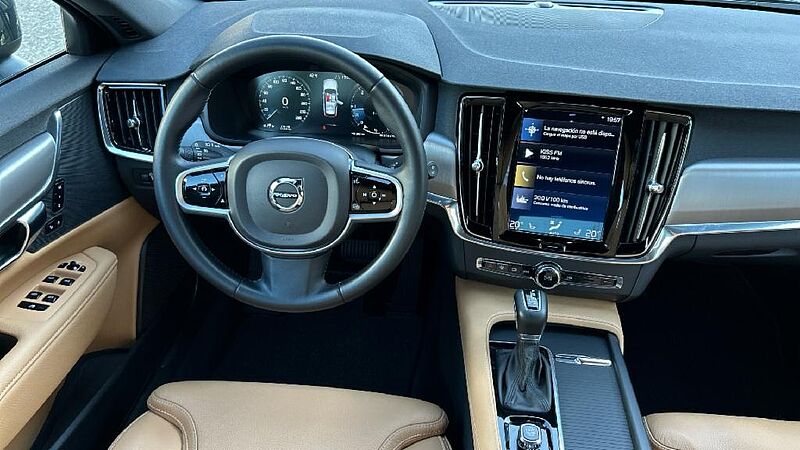 Volvo V90 Cross Country 2.0 D4 4WD AUTO 190 5P
