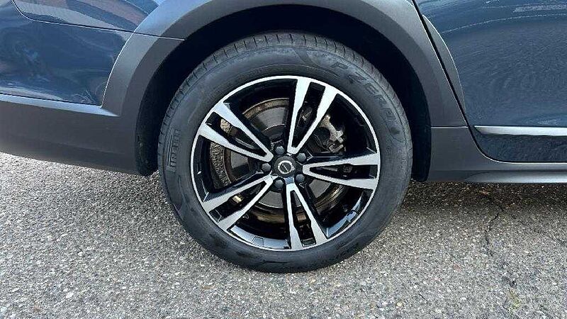 Volvo V90 Cross Country 2.0 D4 4WD AUTO 190 5P