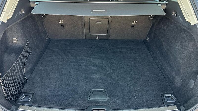 Volvo XC60 XC60 Momentum Pro, B4 mild hybrid