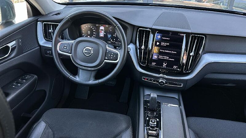 Volvo XC60 XC60 Momentum Pro, B4 mild hybrid