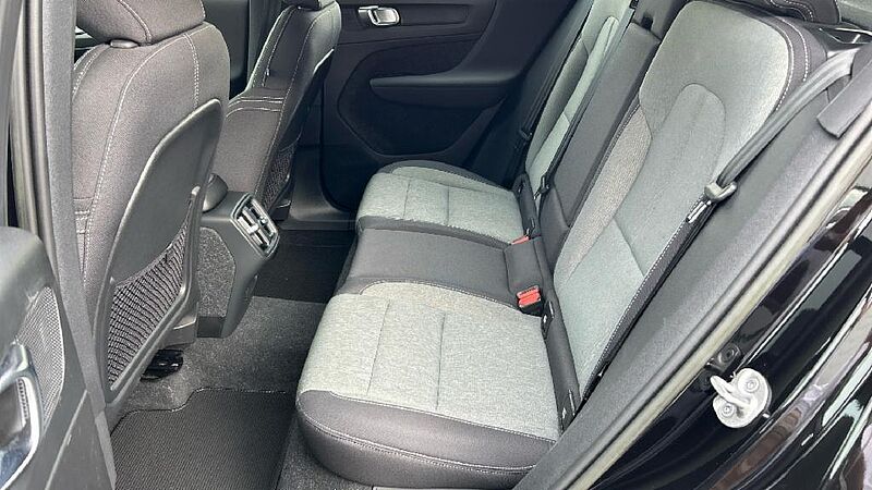 Volvo XC40 2.0 B3 PLUS DARK AUTO 163 5P