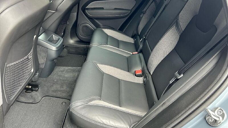 Volvo XC60 2.0 B4 D PLUS DARK AUTO 197 5P