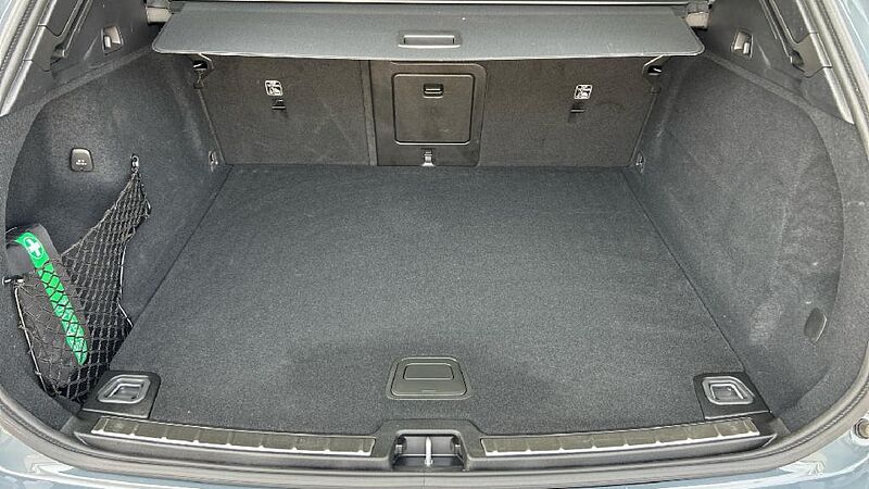 Volvo XC60 2.0 B4 D PLUS DARK AUTO 197 5P