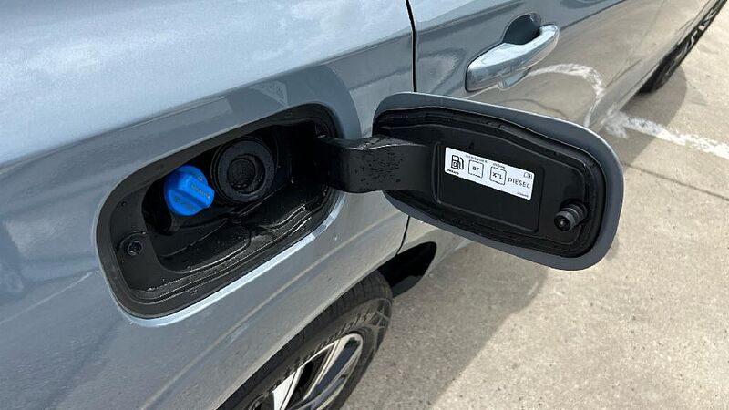 Volvo XC60 2.0 B4 D PLUS DARK AUTO 197 5P