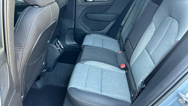 Volvo XC40 2.0 B3 CORE AUTO 163 5P