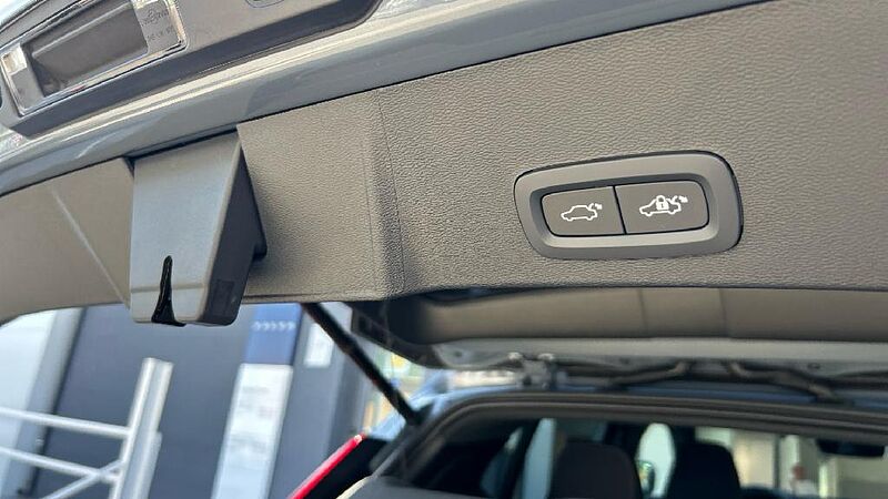 Volvo XC40 2.0 B3 CORE AUTO 163 5P
