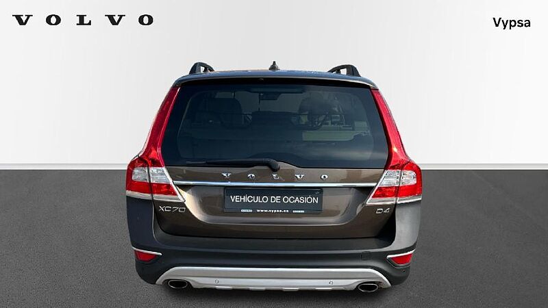 Volvo XC70 2.4 D4 MOMENTUM 4WD AUTO 181 5P