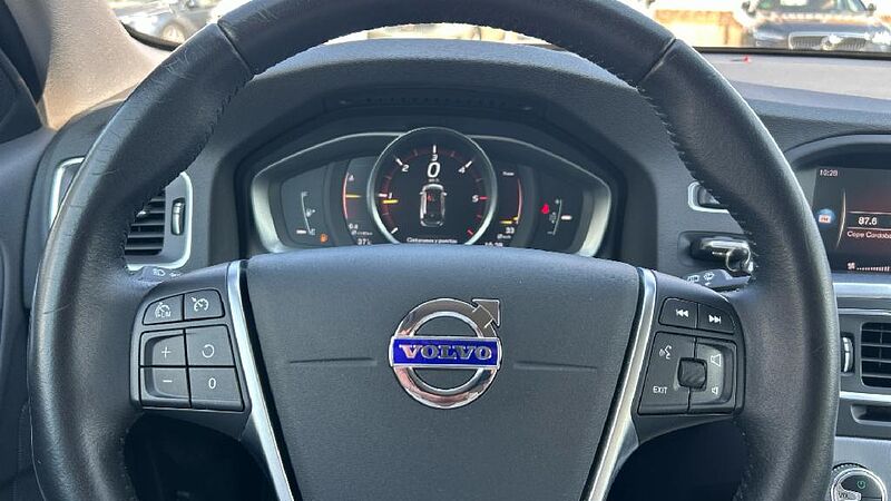Volvo V60 Cross Country V60 Cross Country Plus D3 Manual