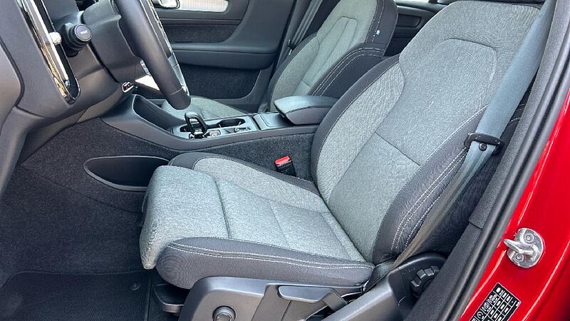 Volvo XC40 XC40 Core, B3 Mild Hybrid, Gasolina