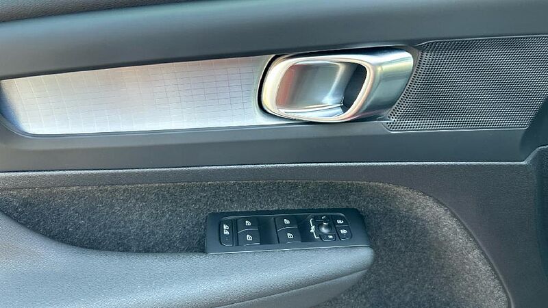 Volvo XC40 XC40 Core, B3 Mild Hybrid, Gasolina