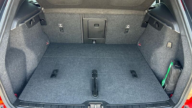 Volvo XC40 2.0 B3 CORE AUTO 163 5P