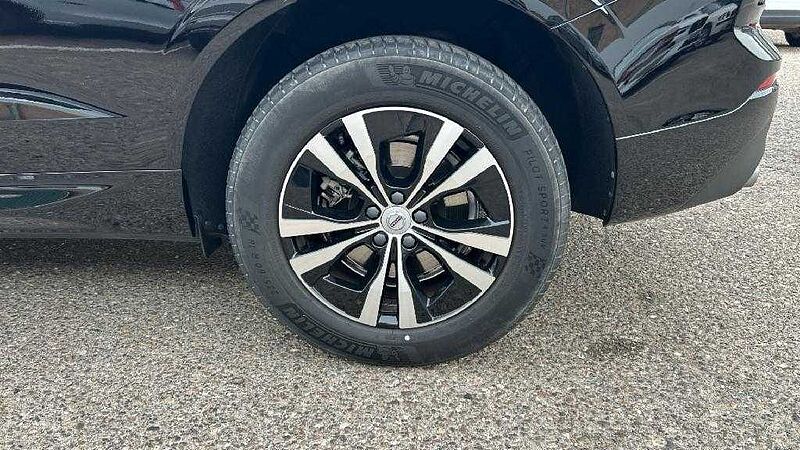 Volvo XC60 2.0 B4 G MOMENTUM AUTO 197 5P